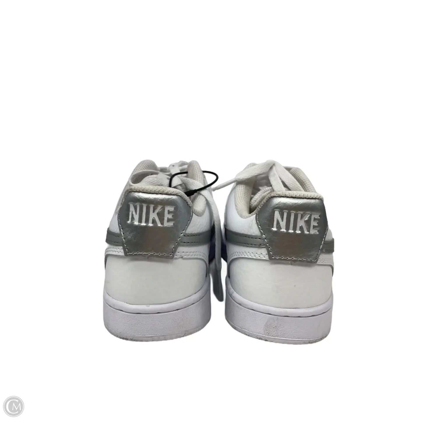 Shoes Sneakers By Nike In White, Size: 8.5