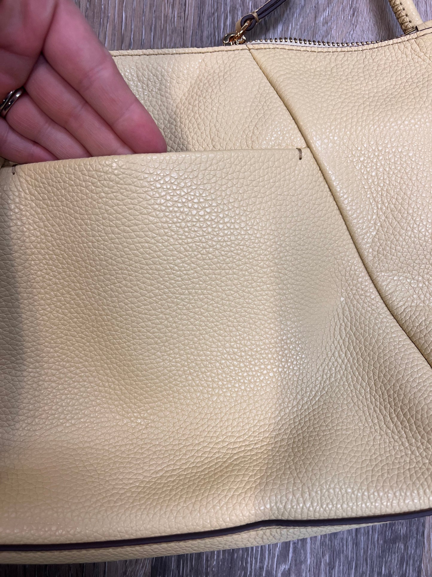 HANDBAG by FOSSIL In YELLOW, Size: MEDIUM