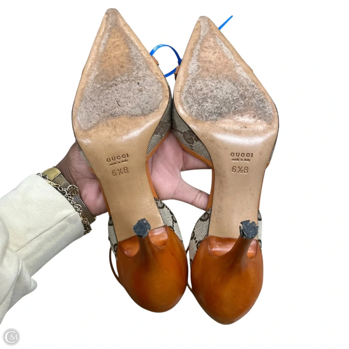 Shoes Luxury Designer By Gucci In Orange & Tan, Size: 6.5