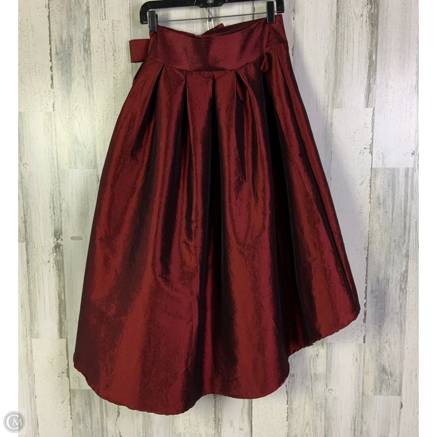 Skirt Midi By Clothes Mentor In Red, Size: 12