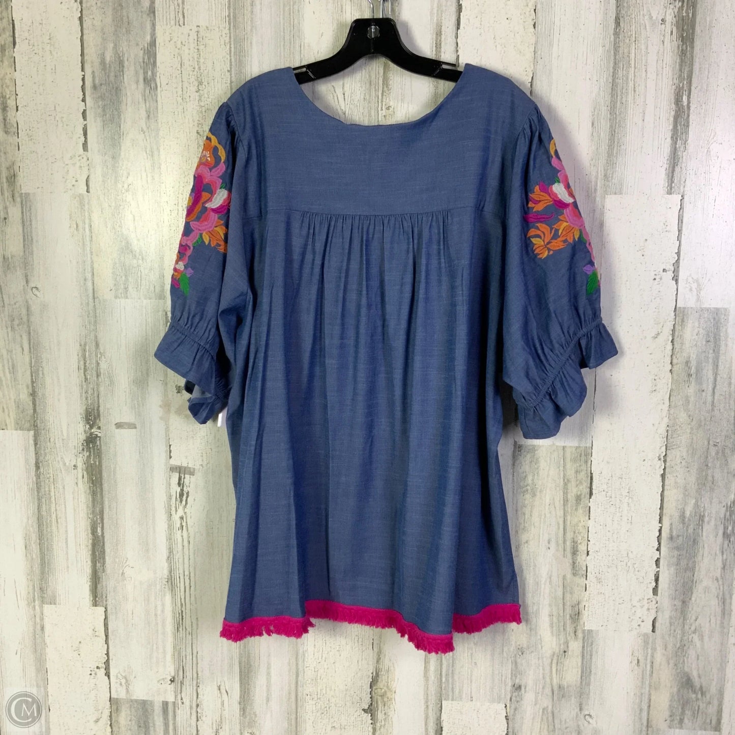 Top Short Sleeve By Calessa In Blue & Pink, Size: 3x