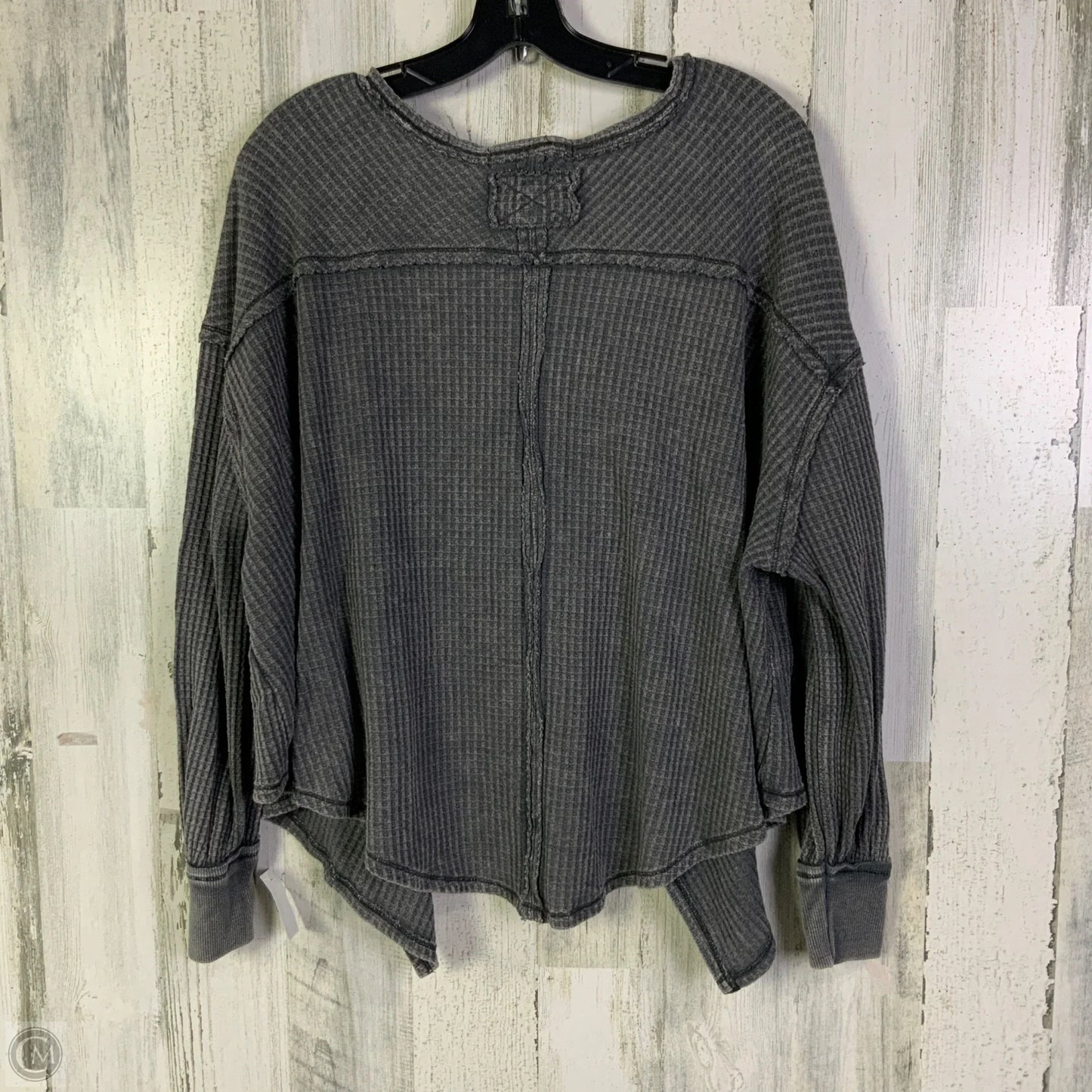 Top Long Sleeve By We The Free In Grey, Size: Xs