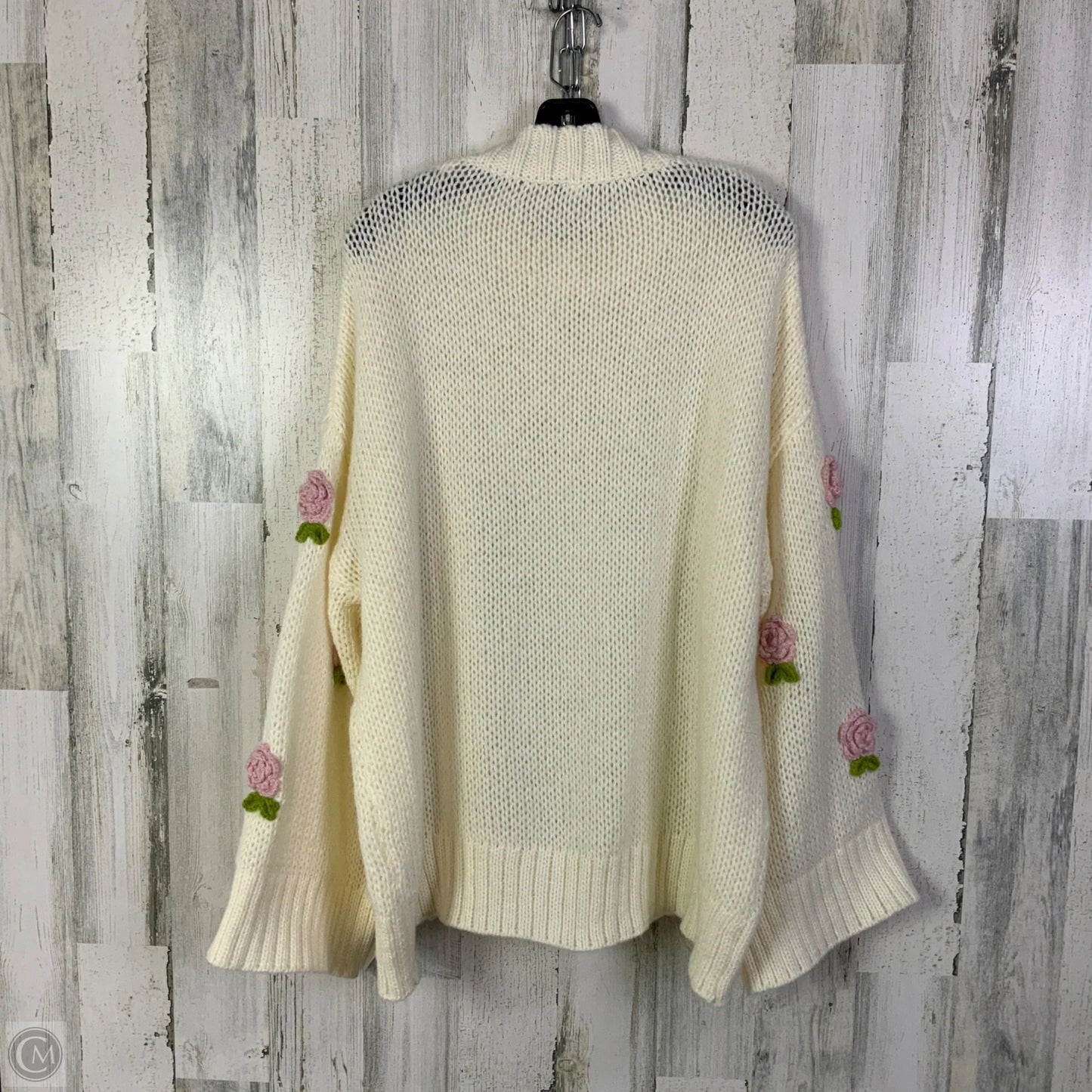 Sweater By Clothes Mentor In Cream, Size: L