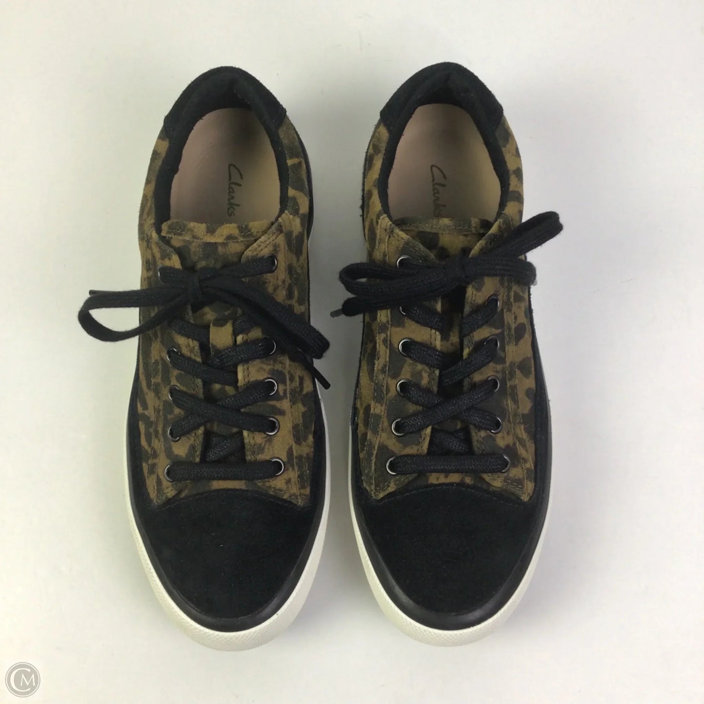 Shoes Sneakers By Clarks In Black & Brown, Size: 8.5