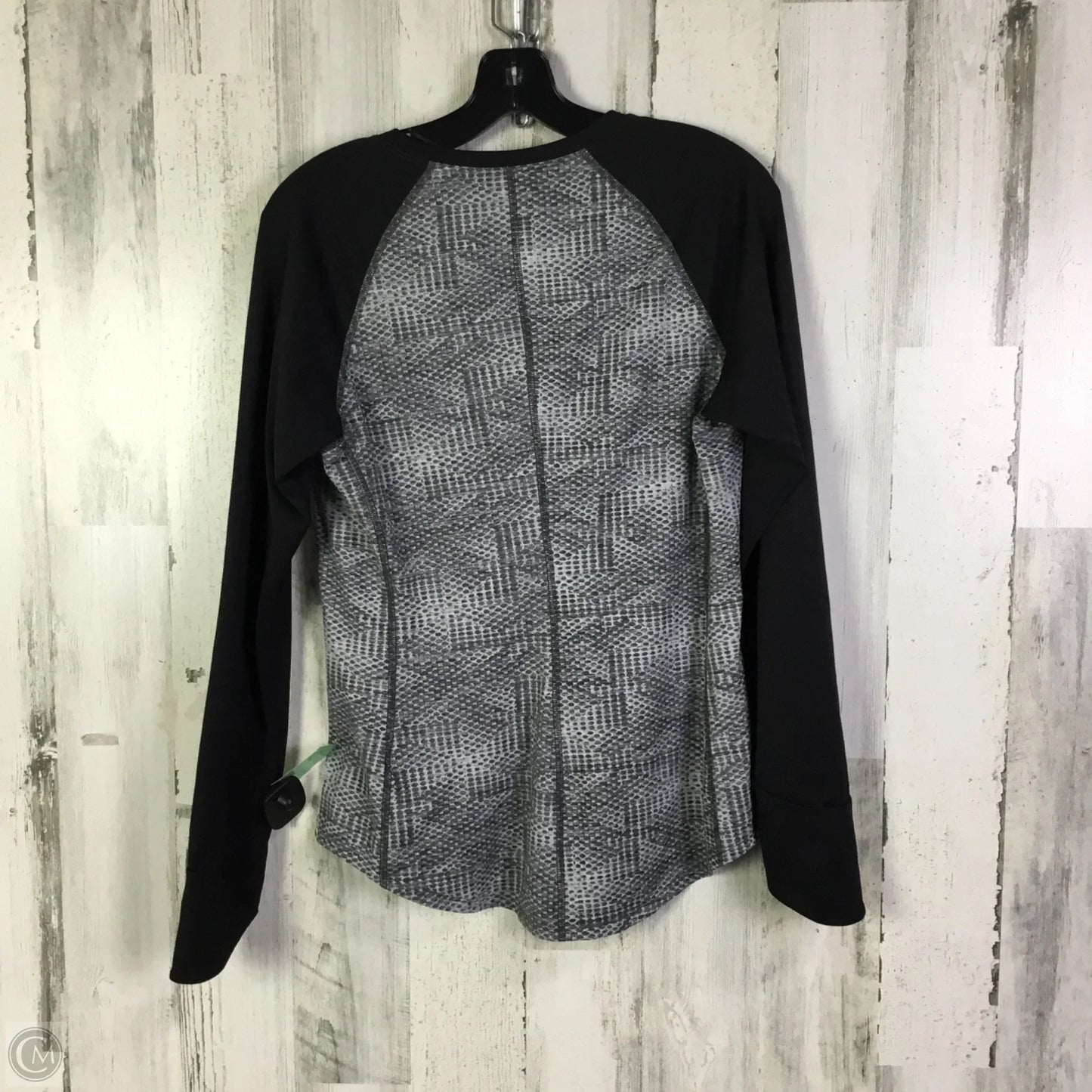 Athletic Top Long Sleeve Crewneck By The North Face In Black & Grey, Size: M
