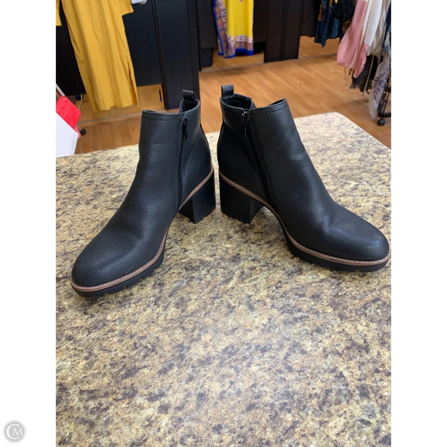 Boots Ankle Heels By Naturalizer In Black, Size: 8.5