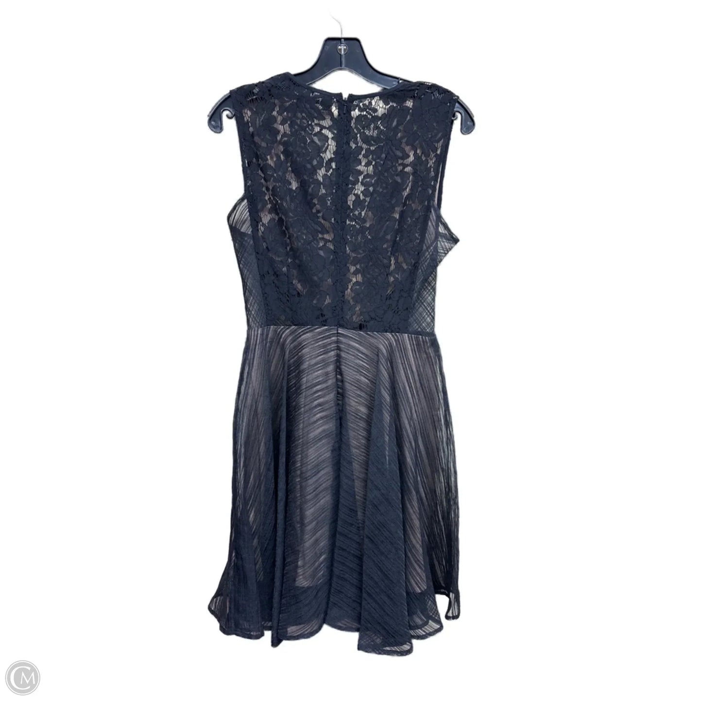 Dress Casual Short By Clothes Mentor In Black, Size: S