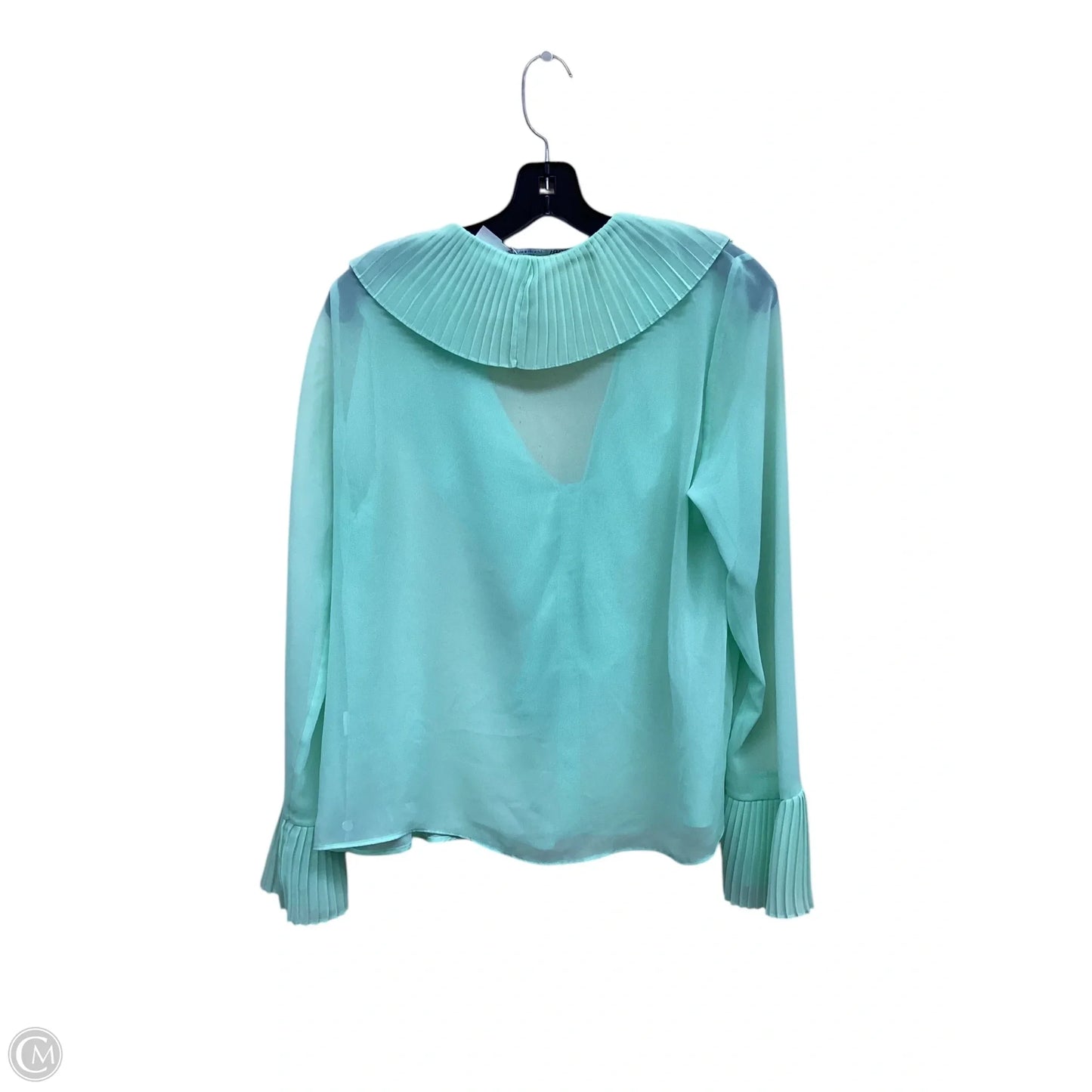 Top Long Sleeve By Zara In Green, Size: M