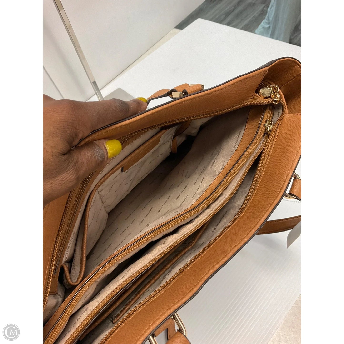 Handbag Designer By Michael Kors, Size: Large