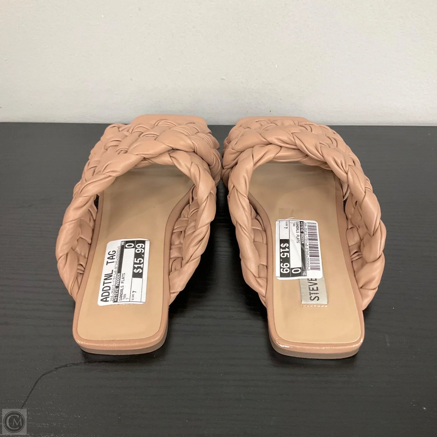 Sandals Flats By Steve Madden In Tan, Size: 7