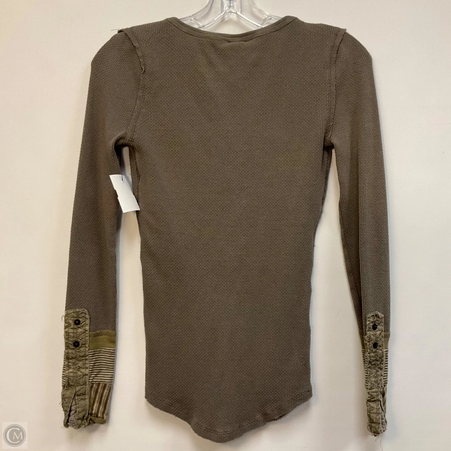 Top Long Sleeve By We The Free In Grey, Size: S