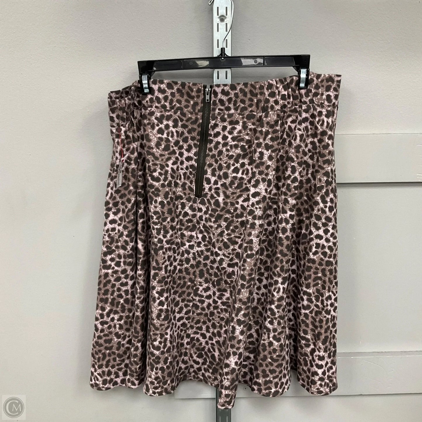 Skirt Mini & Short By Torrid In Leopard Print, Size: Xl