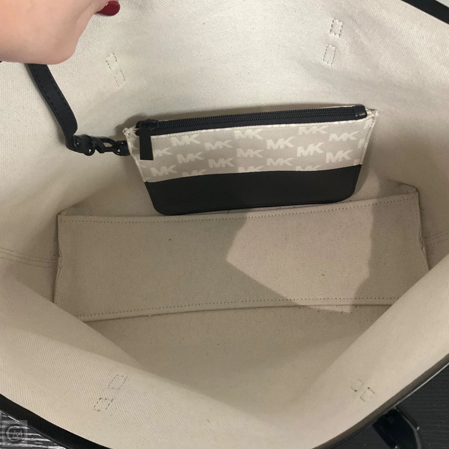 Handbag Designer By Michael Kors, Size: Large