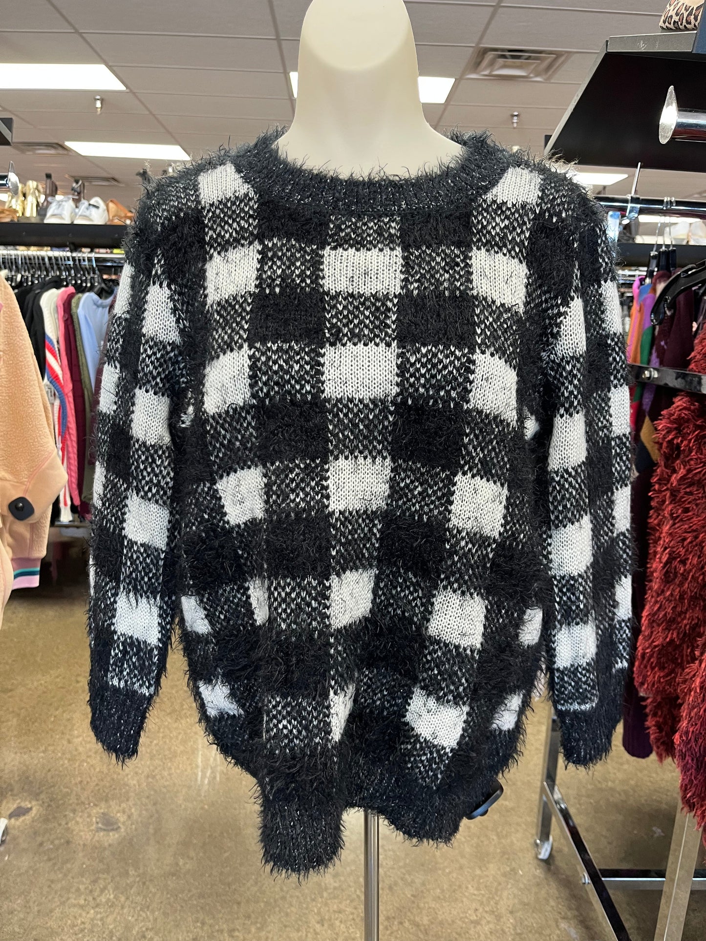 Sweater By Cable And Gauge In Black & White, Size: L