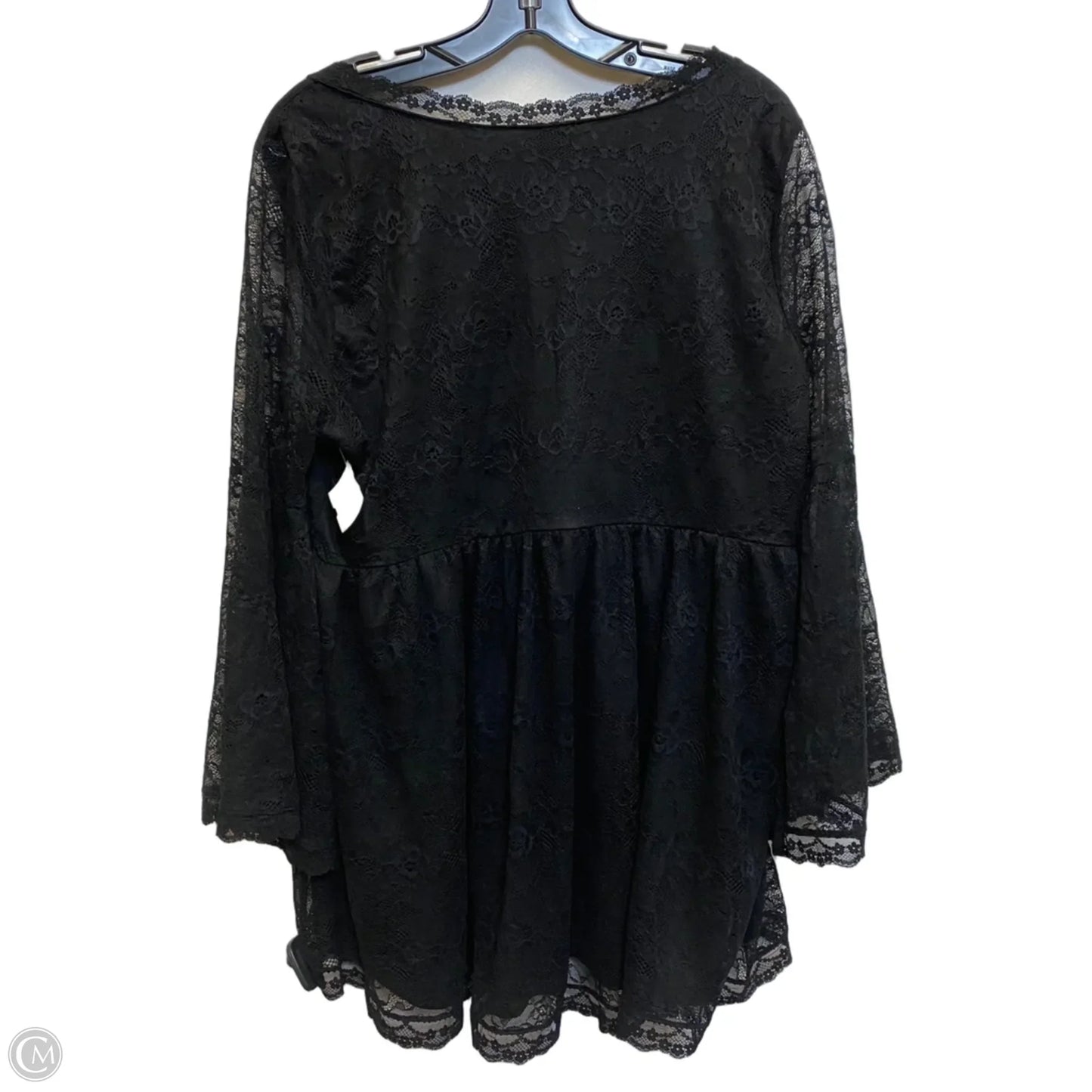 Top Long Sleeve By Torrid In Black, Size: 1x