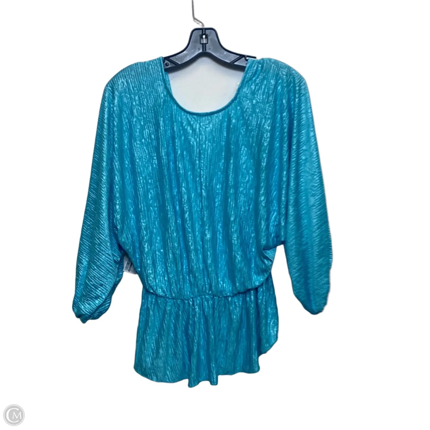 Top Short Sleeve By Entro In Blue, Size: L