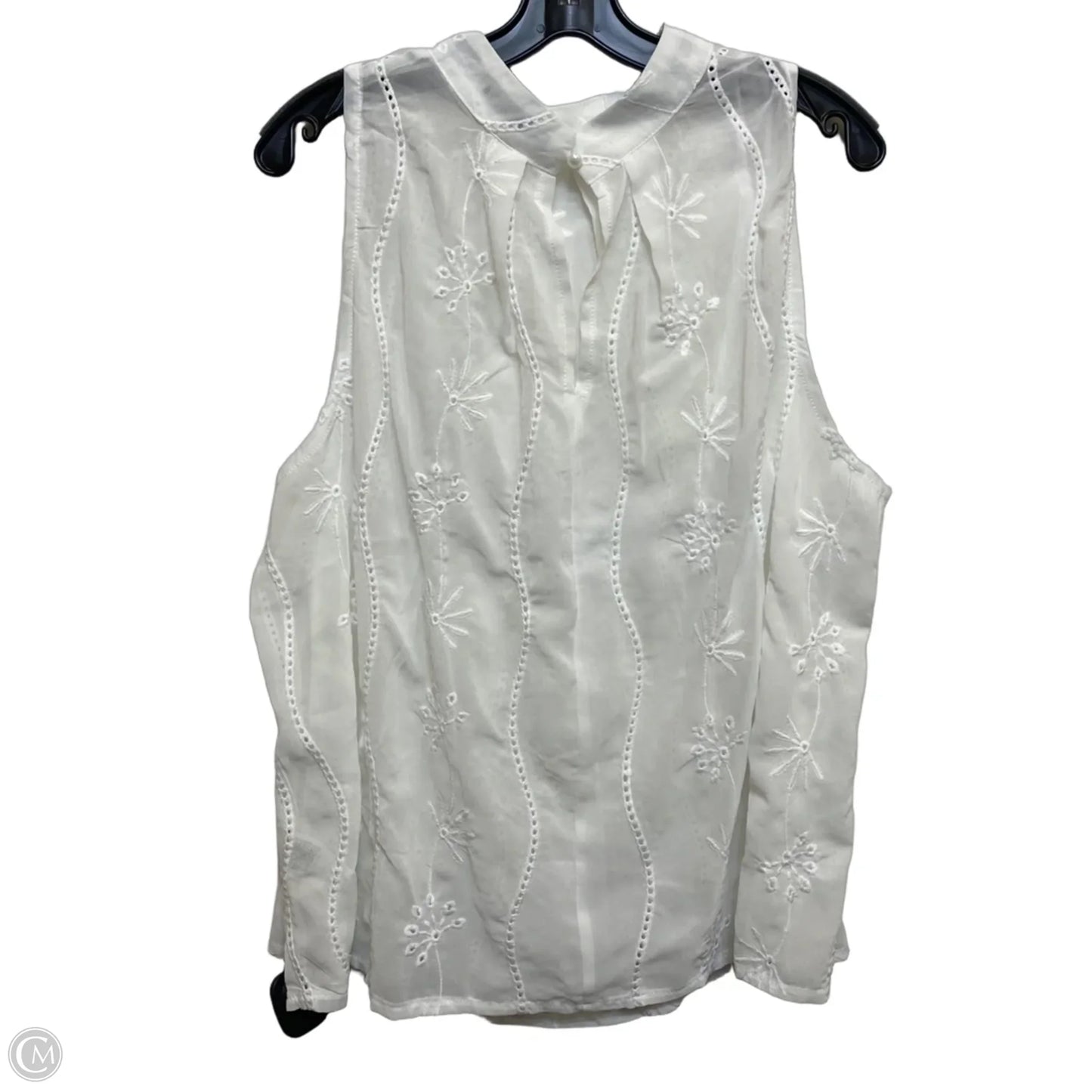 Top Sleeveless By Shein In White, Size: 3x