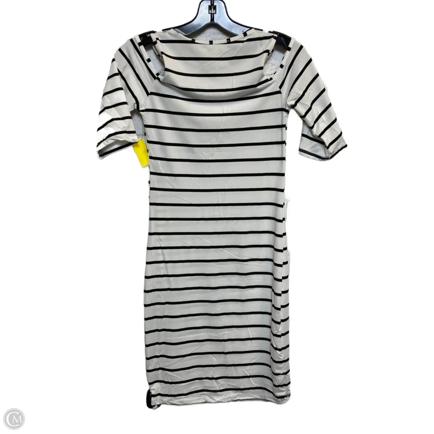 Dress Casual Short By Capella In Black & White, Size: L