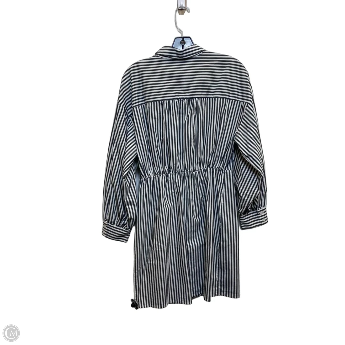 Dress Casual Short By Express In Grey & White, Size: M