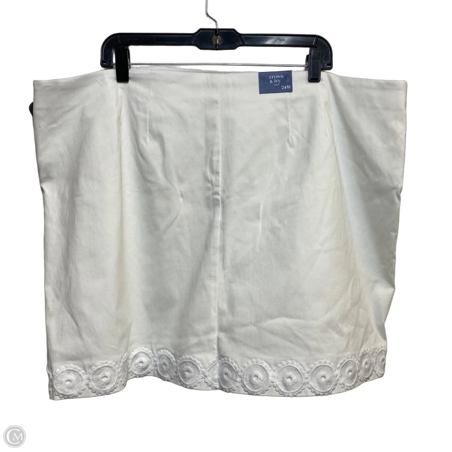 Skort By Crown And Ivy In White, Size: 3x