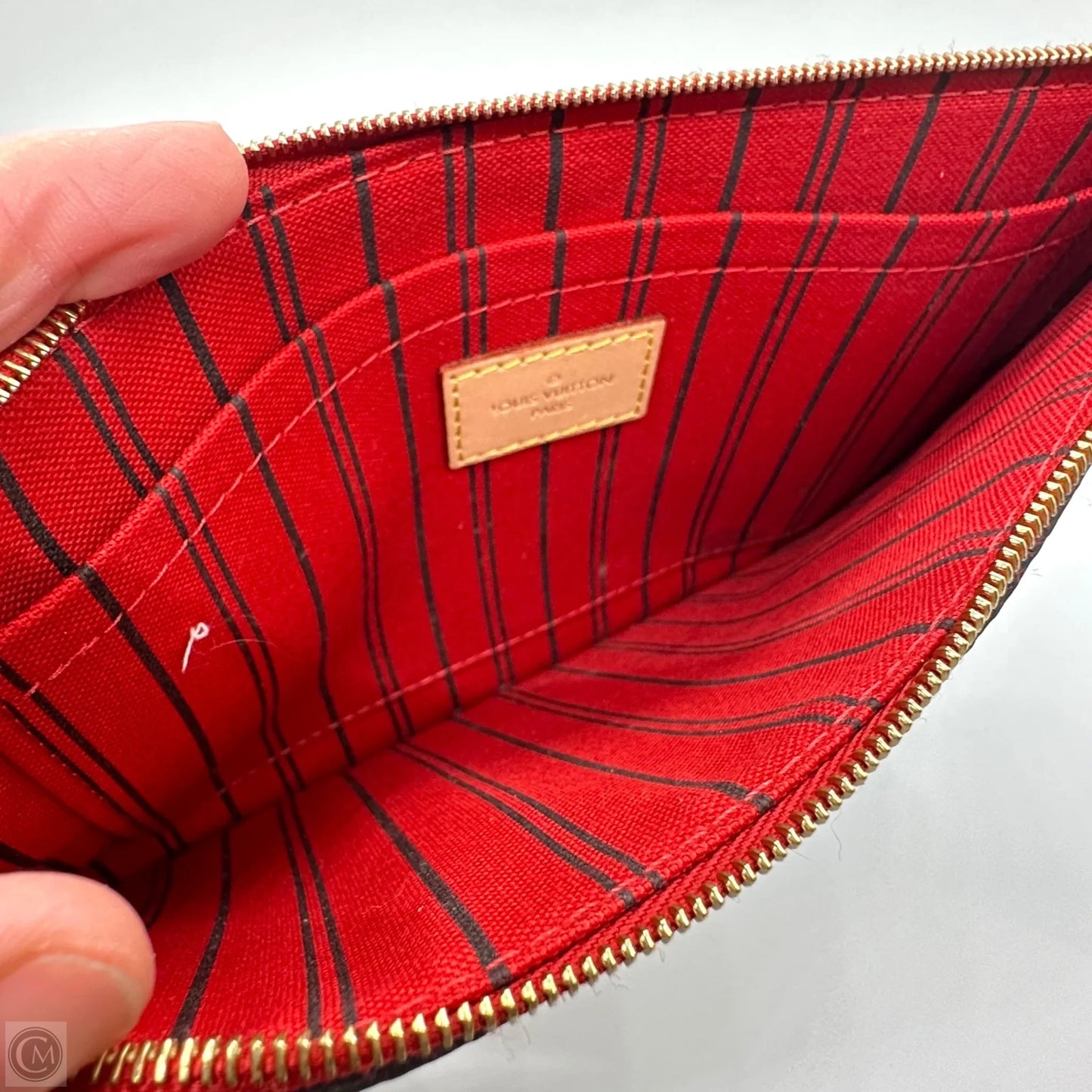 Wristlet Luxury Designer By Louis Vuitton, Size: Medium