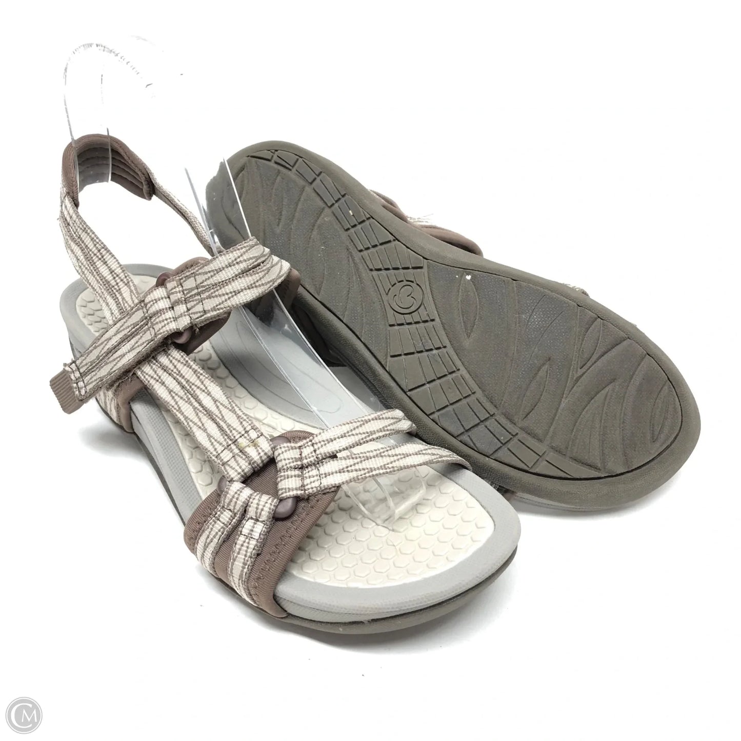 Sandals Flats By Bare Traps In Brown, Size: 7