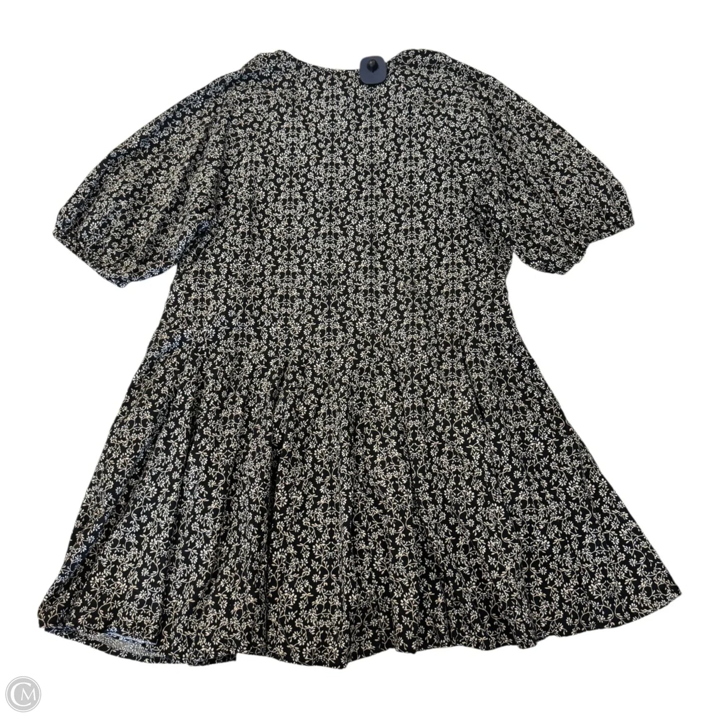 Dress Casual Short By Universal Thread In Black & White, Size: L