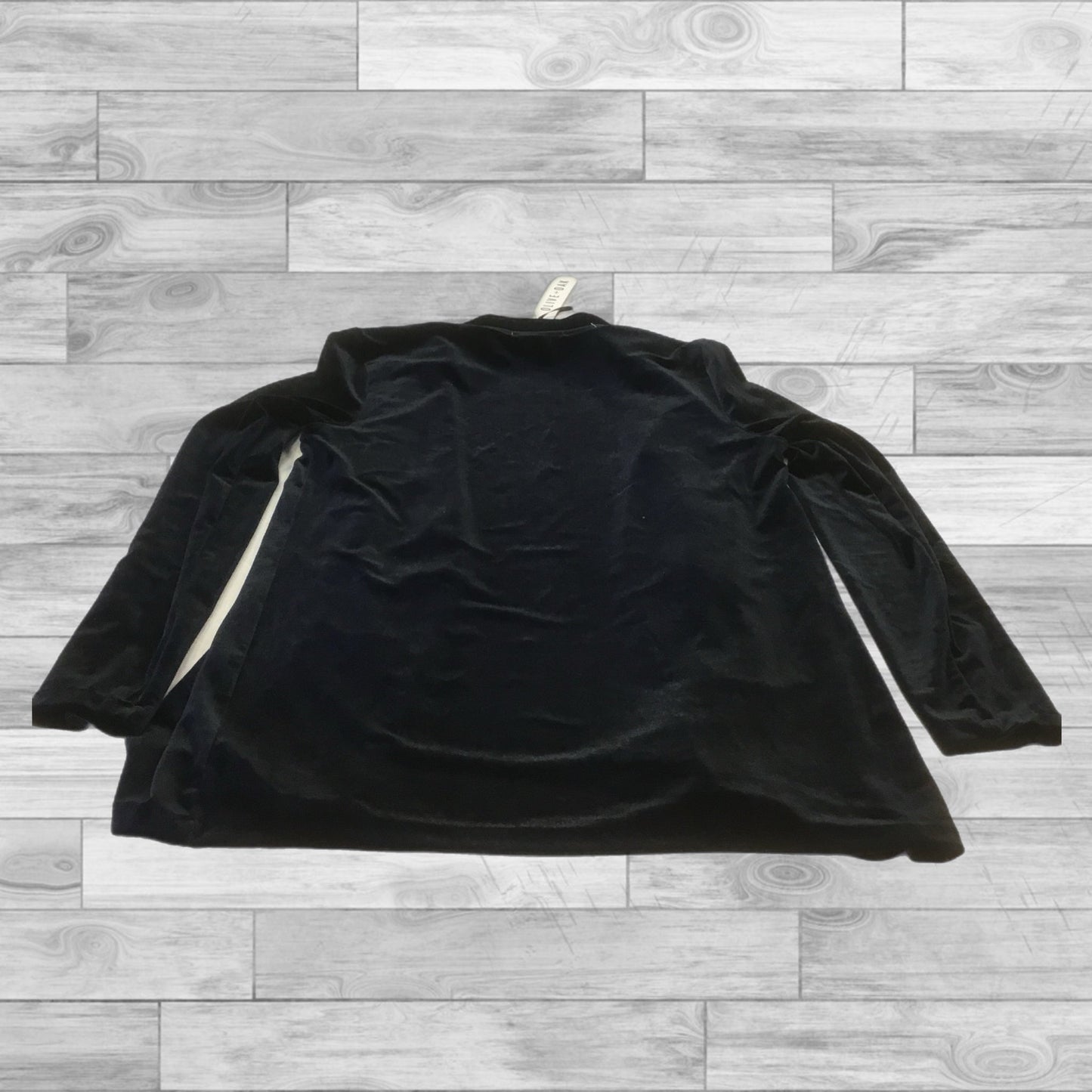 Cardigan By Olive And Oak Size: M