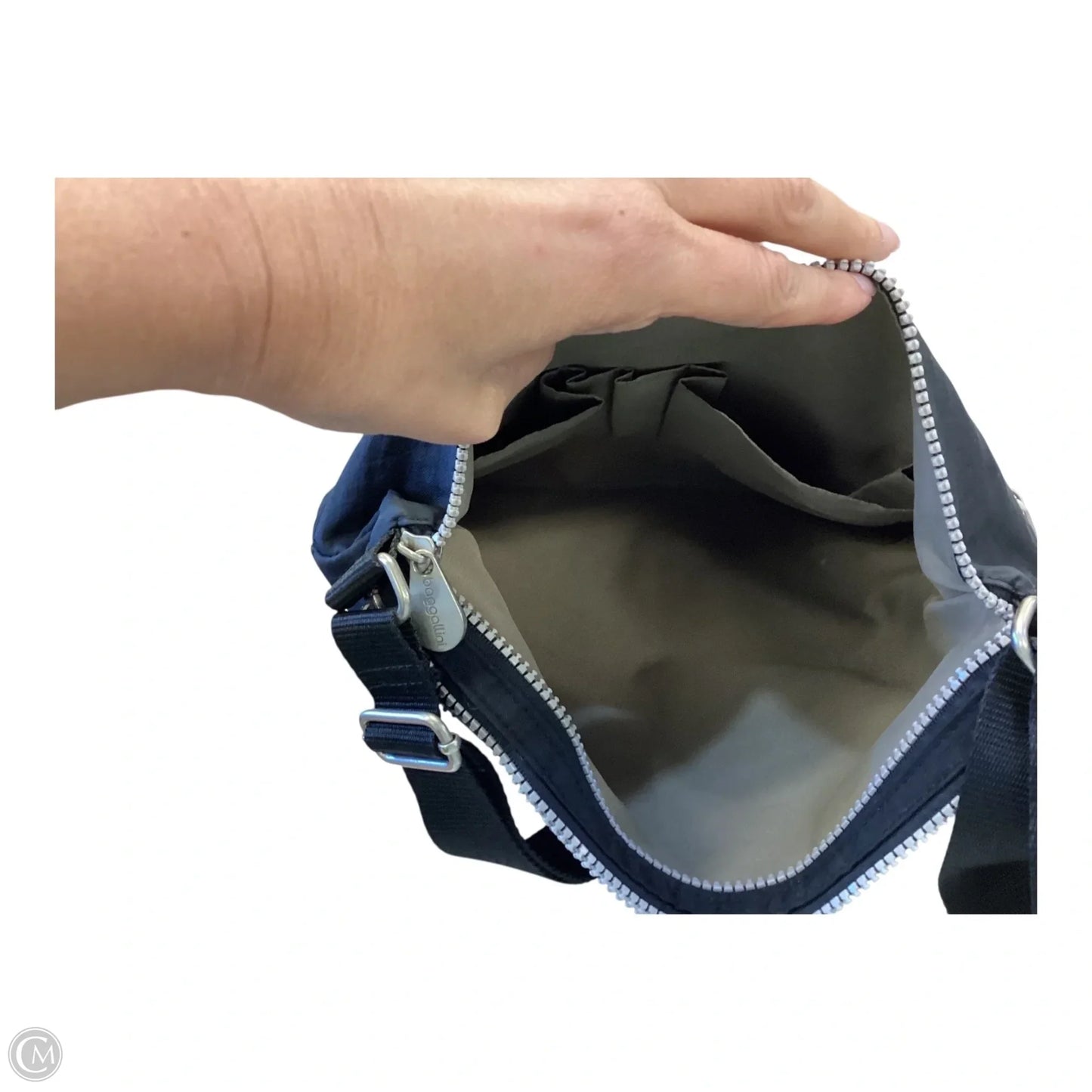 Crossbody By Baggallini, Size: Medium