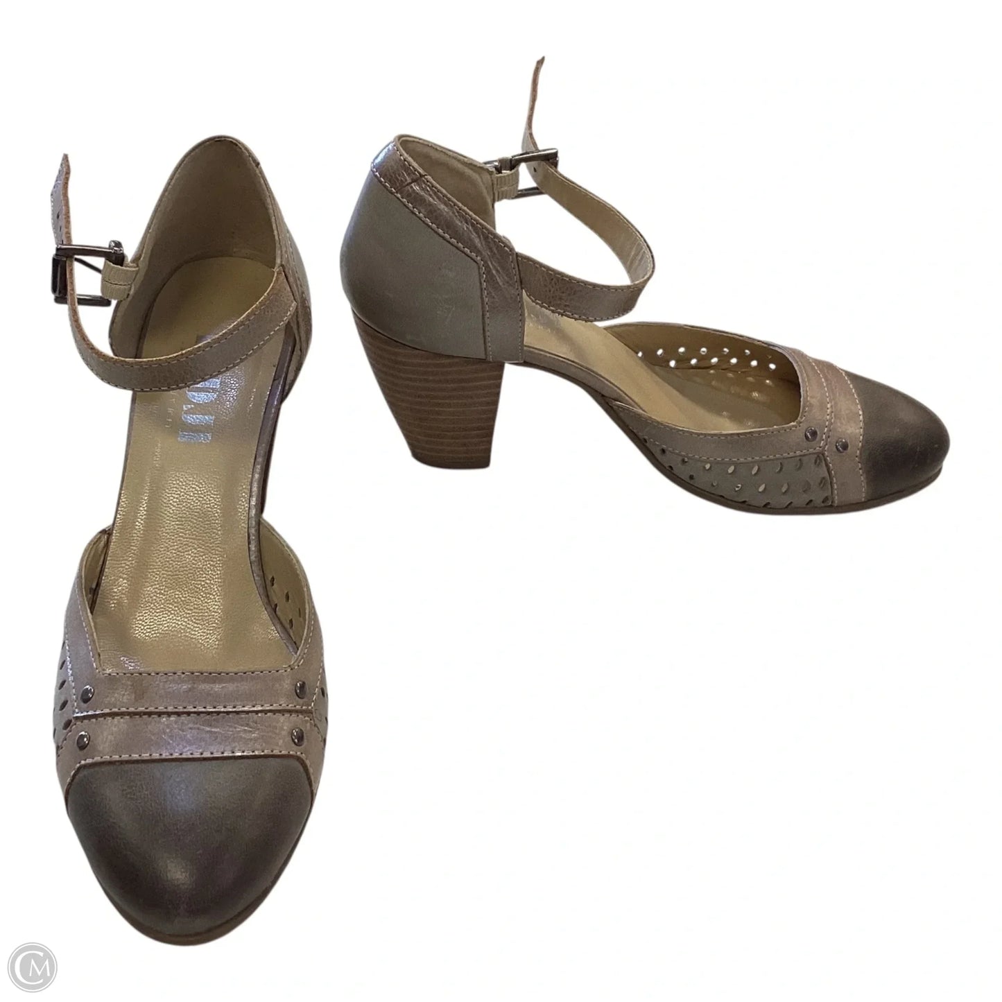 Shoes Heels Block By Clothes Mentor In Taupe, Size: 6.5