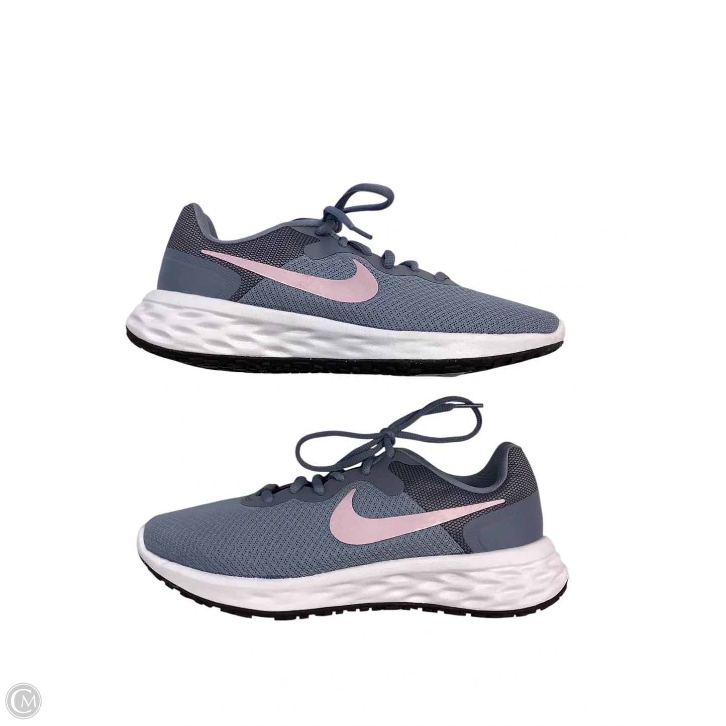 Shoes Sneakers By Nike In Grey, Size: 6