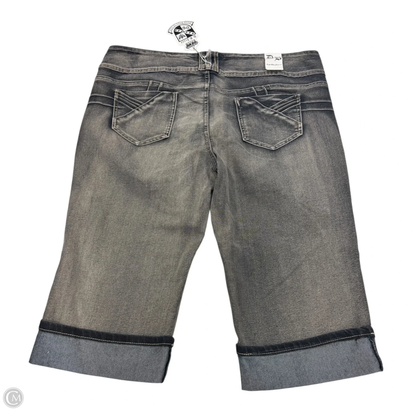 Capris By Clothes Mentor In Denim, Size: 22