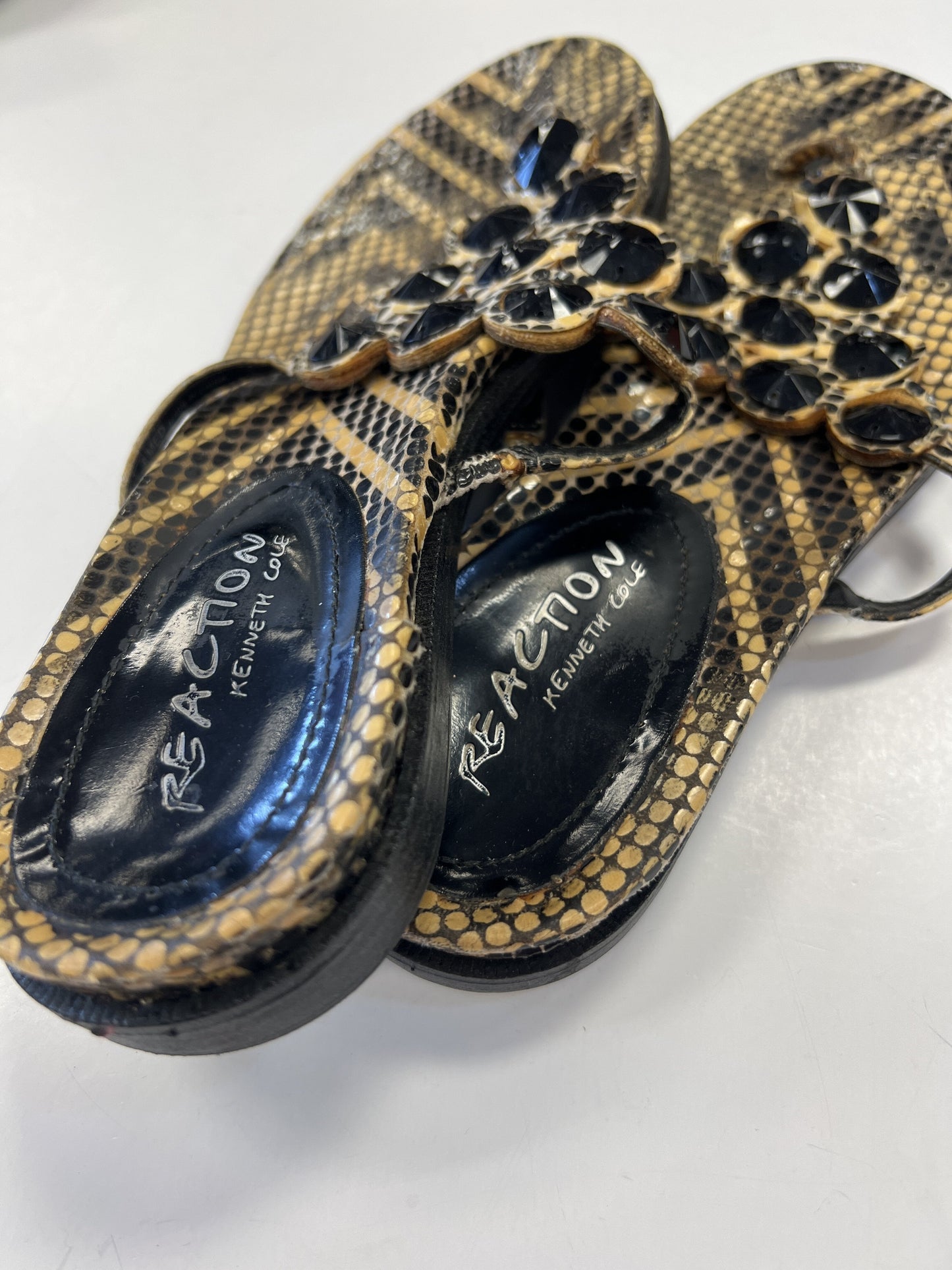 Sandals Flip Flops By Clothes Mentor Size: 8