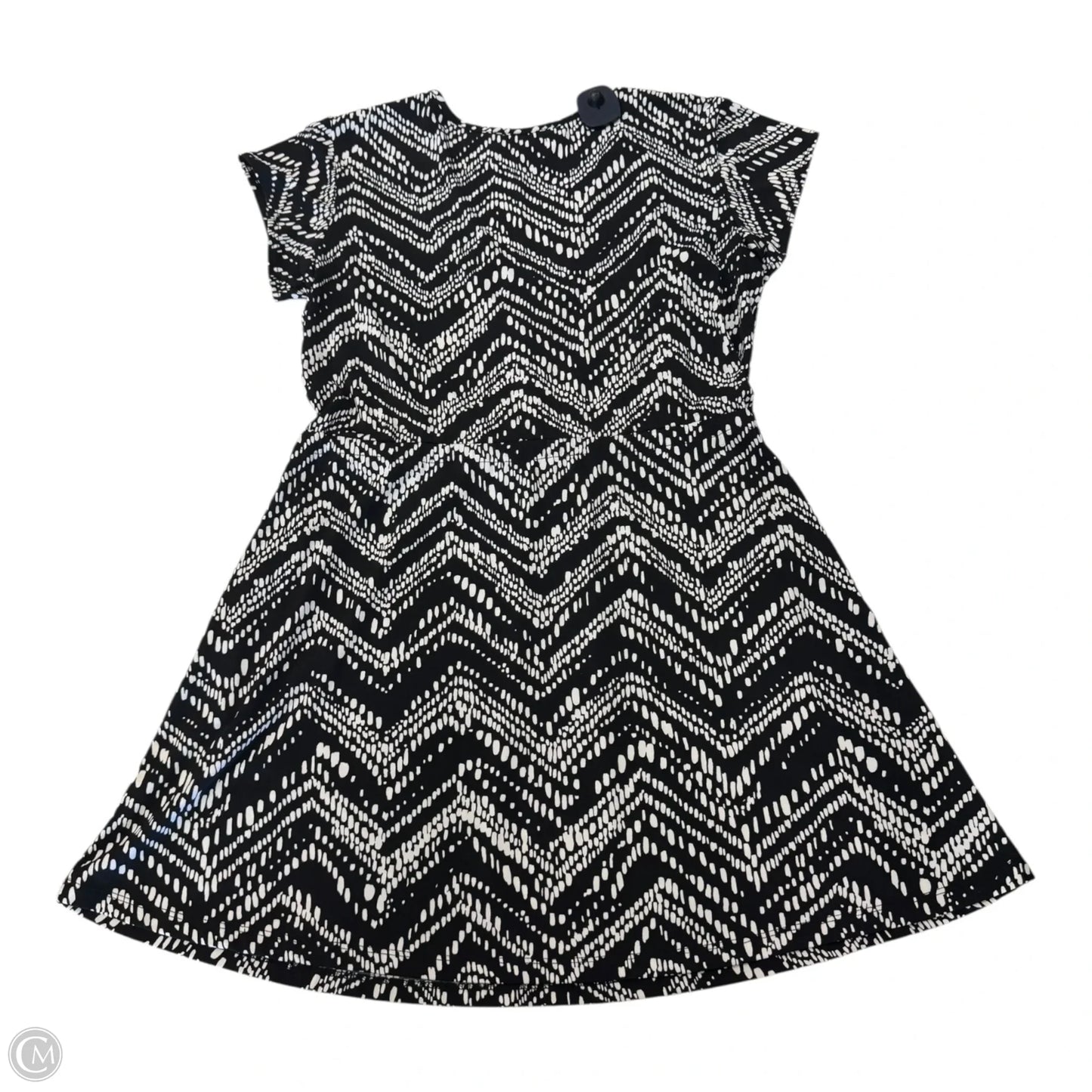 Dress Casual Short By Clothes Mentor In Black & White, Size: L