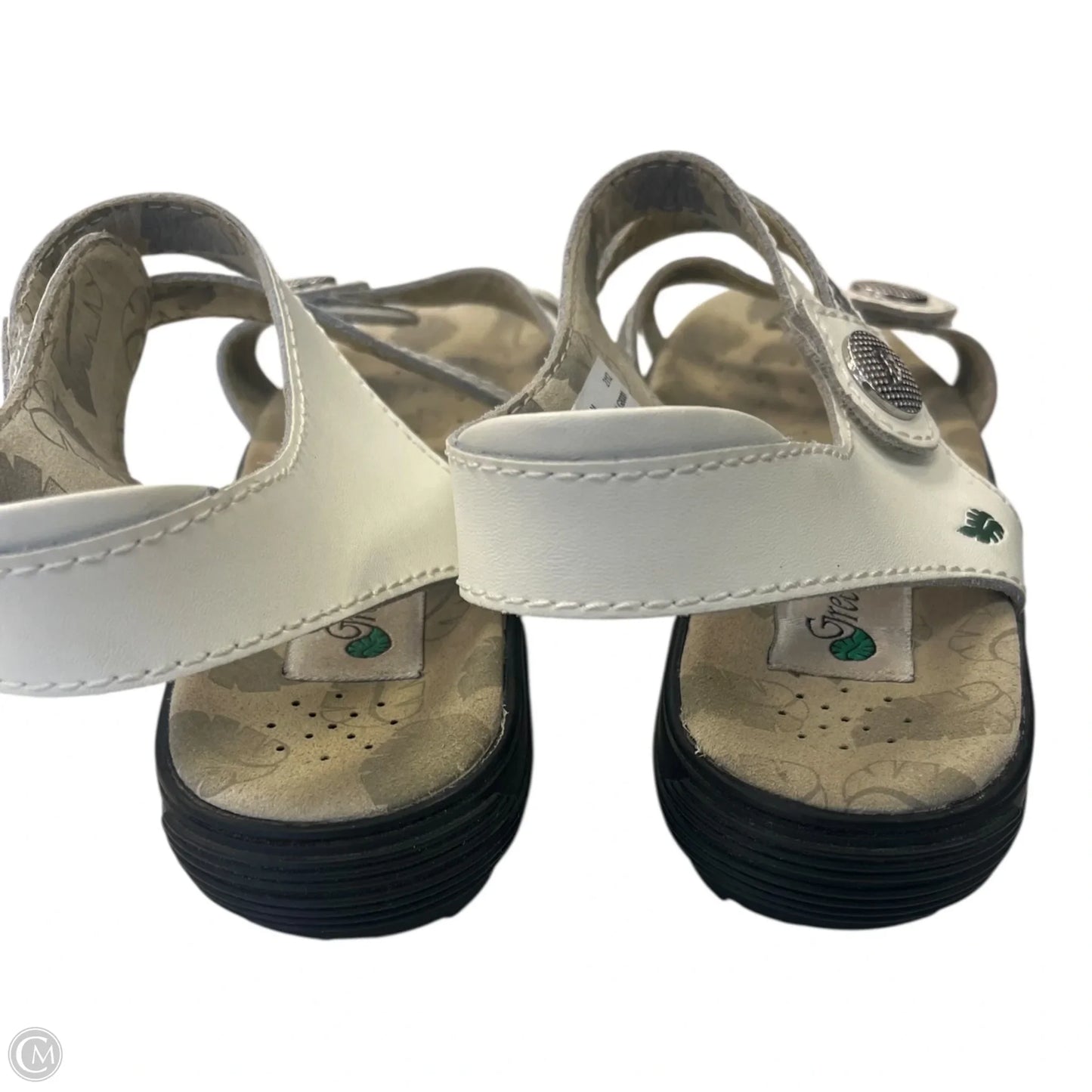 Sandals Flats By Clothes Mentor In White, Size: 8