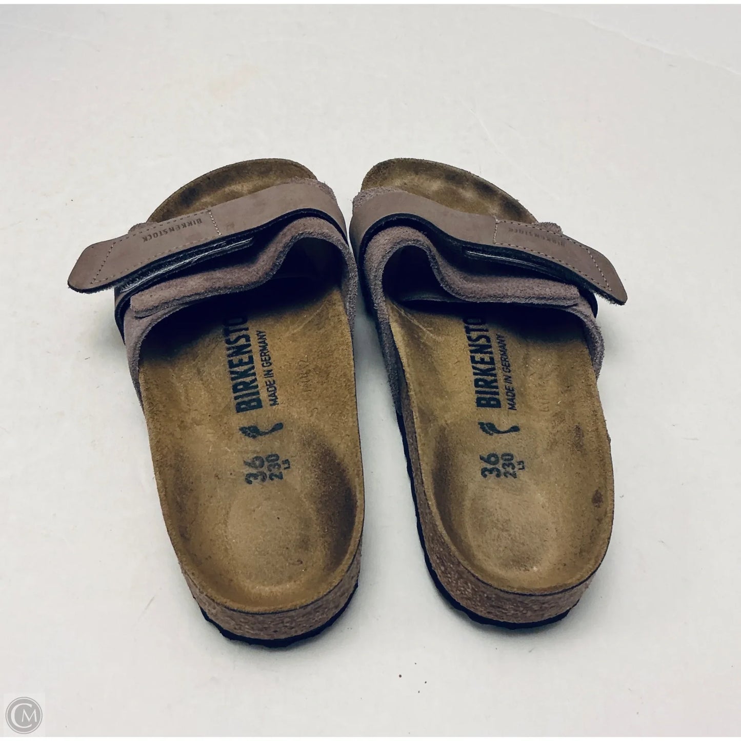 Sandals Flats By Birkenstock In Brown, Size: 6