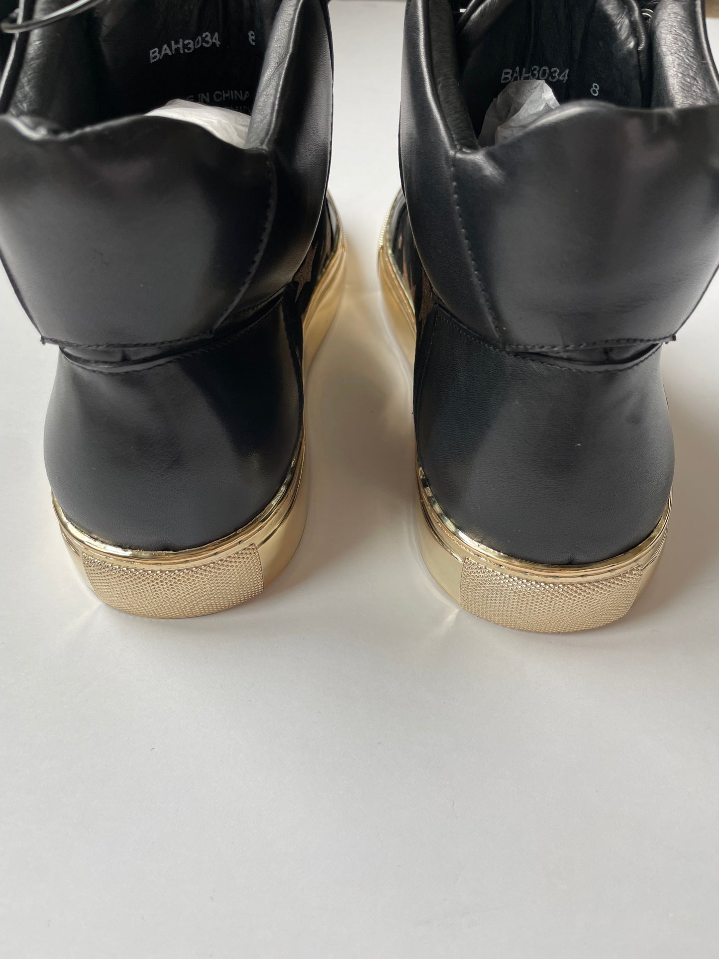 Shoes Sneakers By Badgley Mischka  Size: 8
