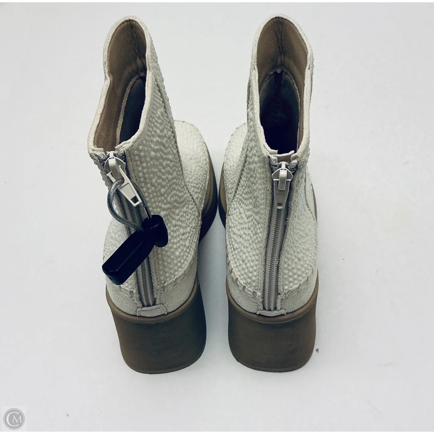 Boots Ankle Heels By Pierre Dumas In Cream, Size: 7