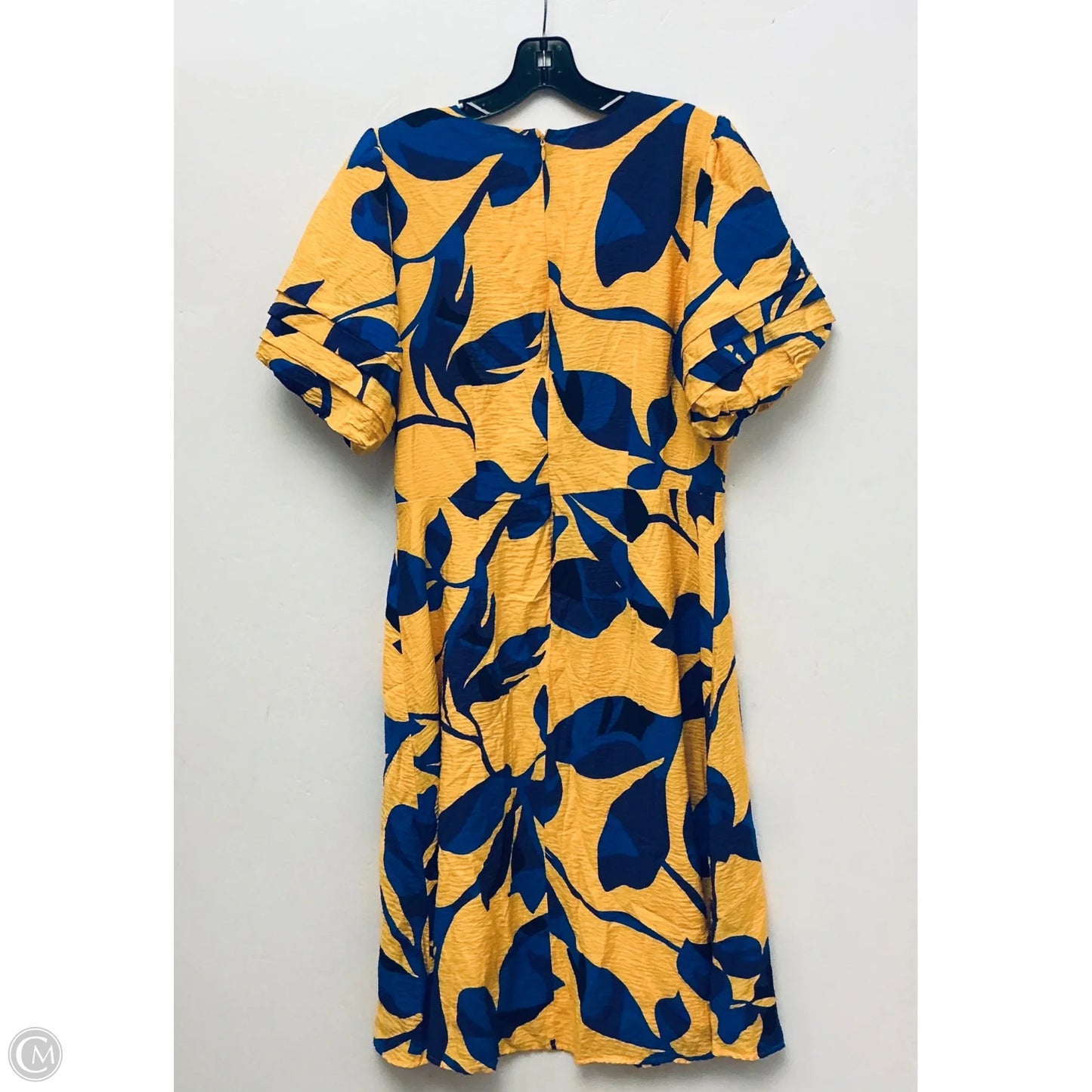 Dress Casual Midi By Liz Claiborne In Yellow, Size: M