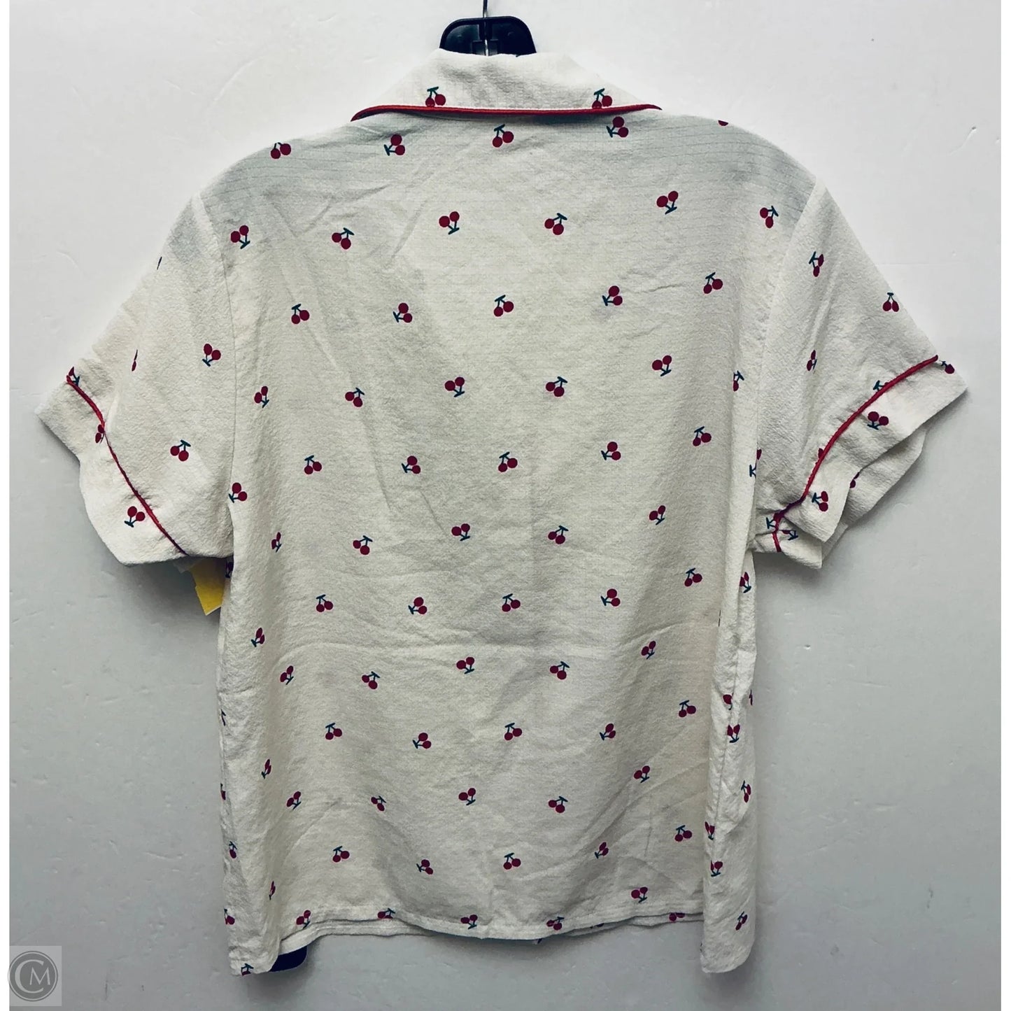 Top Short Sleeve By Clothes Mentor In White, Size: M