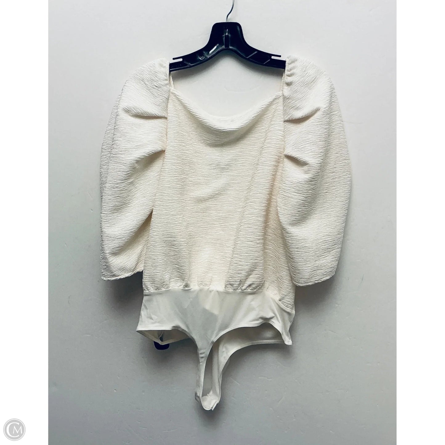 Top Short Sleeve By Express In White, Size: Xl