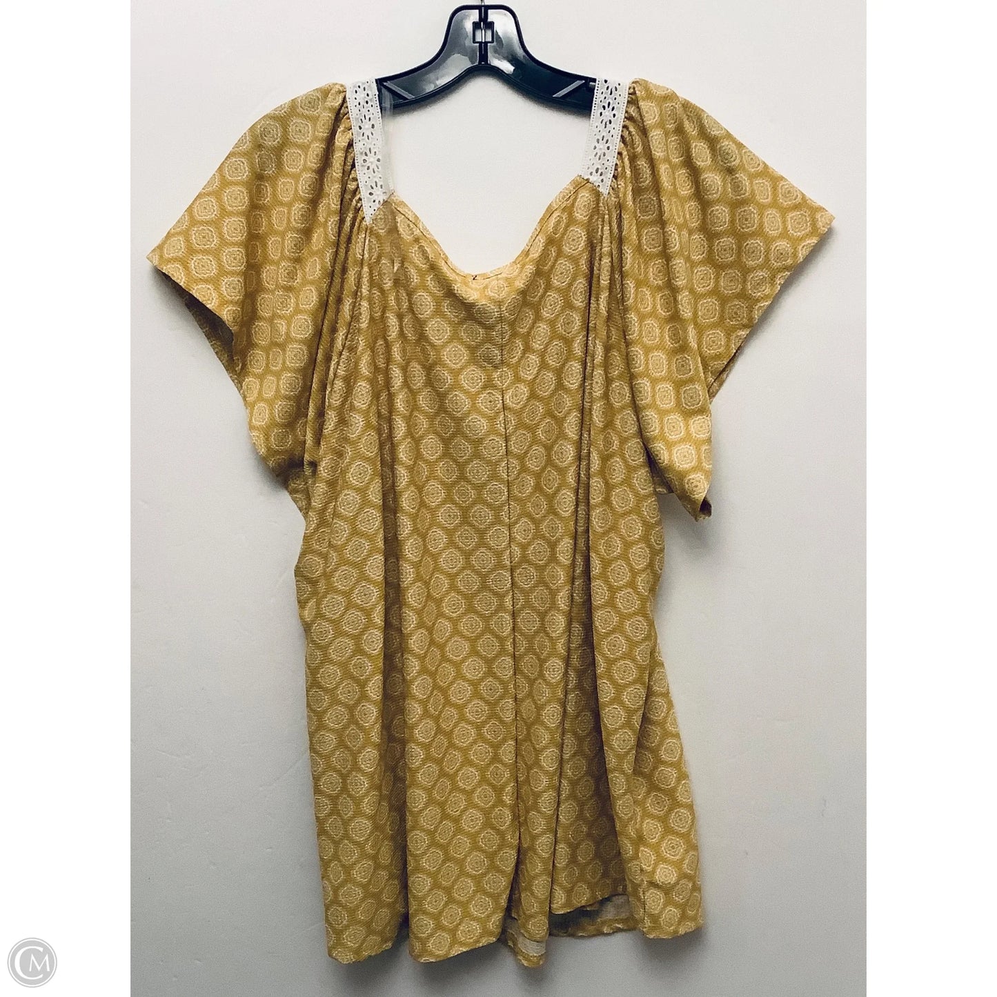 Top Short Sleeve By Curio In Yellow, Size: 3x