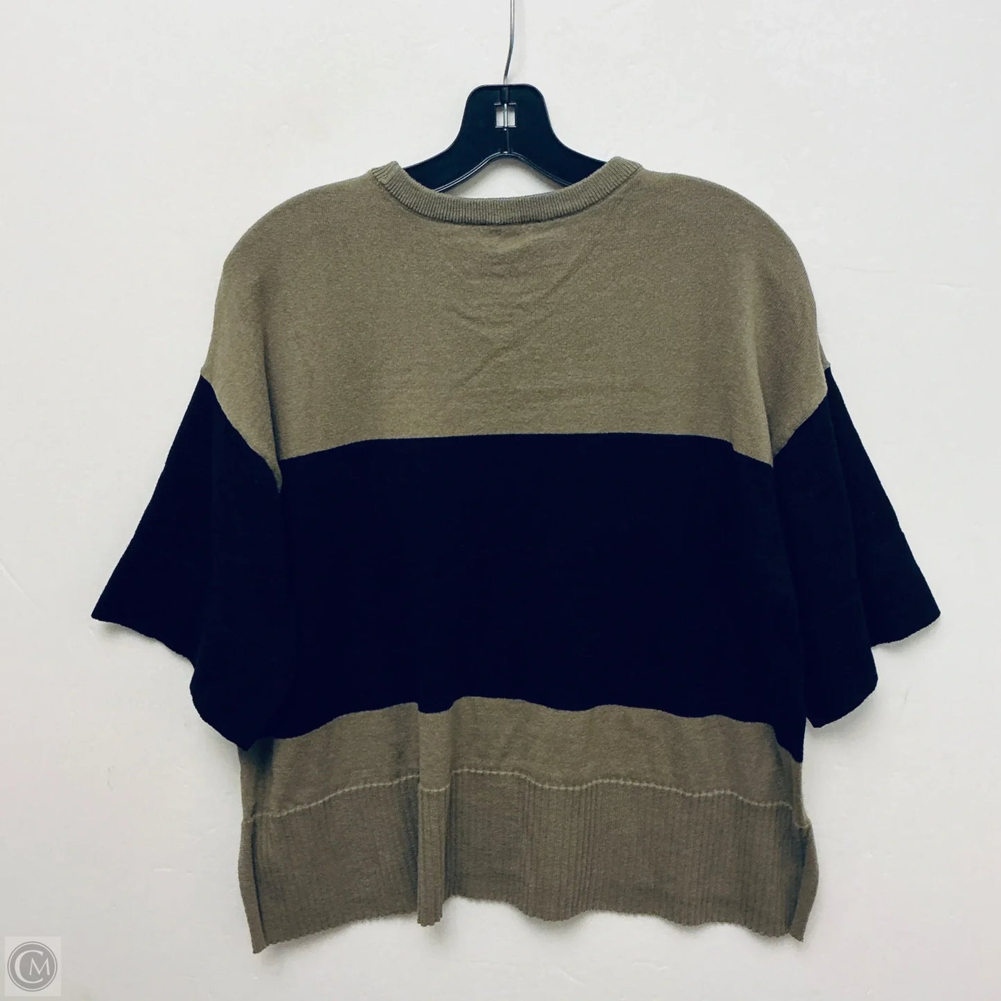 Top Short Sleeve By Dkny In Green, Size: M