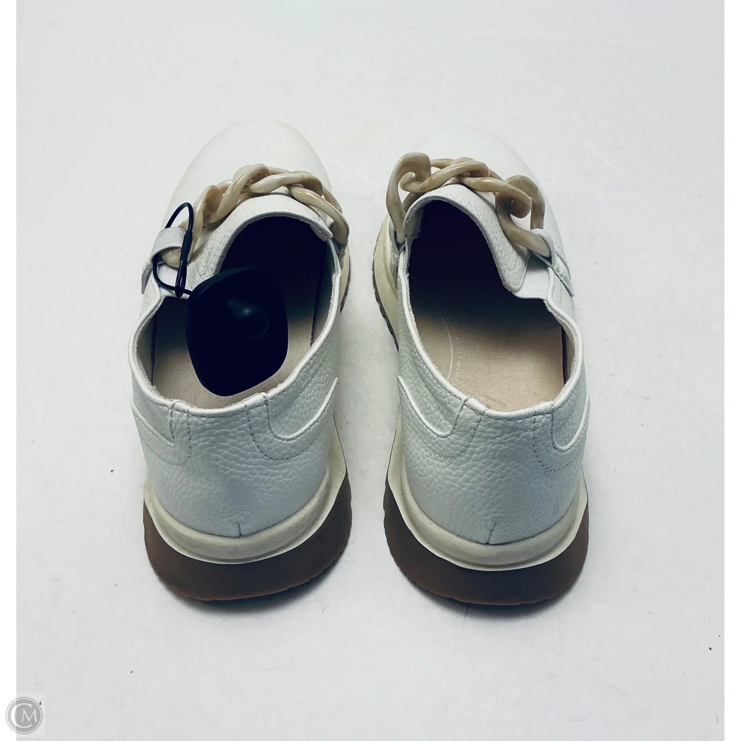 Shoes Sneakers By Yellow Box In White, Size: 7