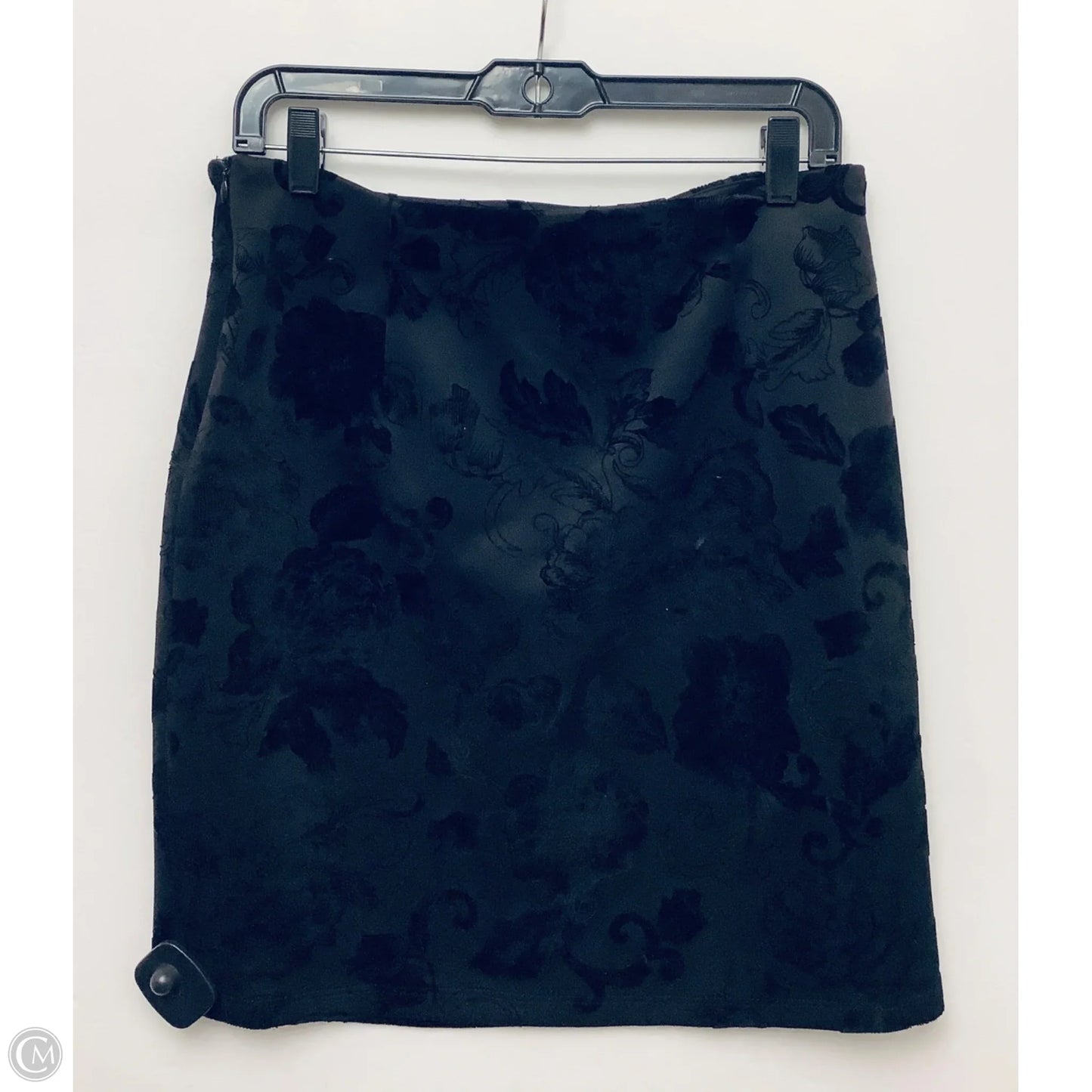 Skirt Mini & Short By Clothes Mentor In Black, Size: L