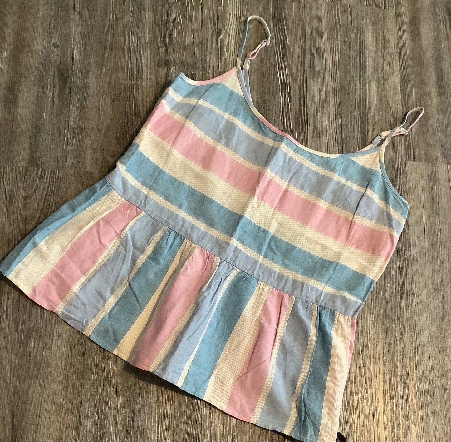 Top Sleeveless By Southern Tide  Size: M