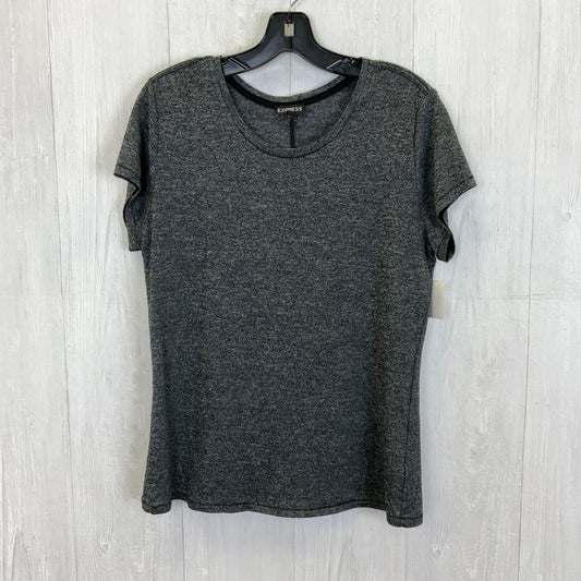 Top Short Sleeve Basic By Express  Size: L