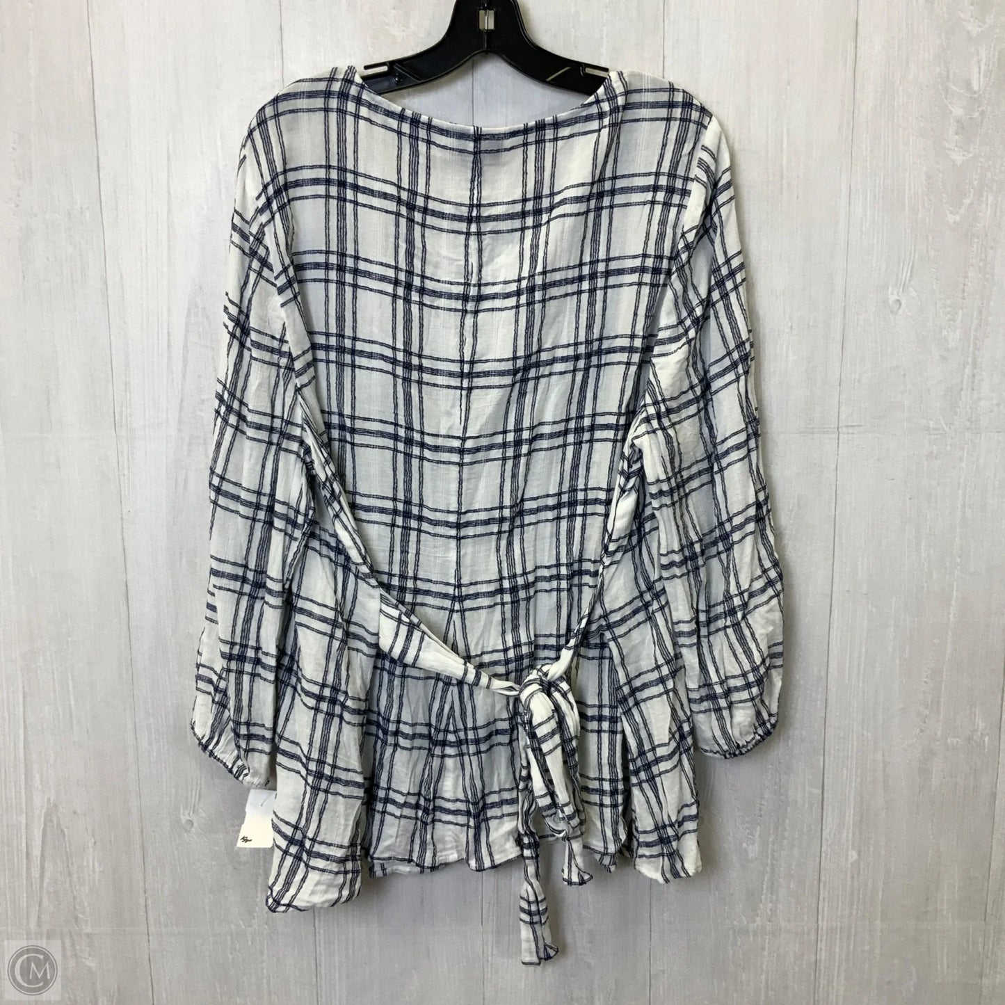 Top Long Sleeve By Lane Bryant In White, Size: 2x