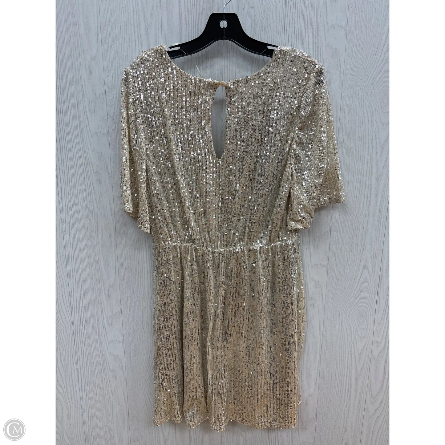 Dress Party Short By Altard State In Silver & Tan, Size: L
