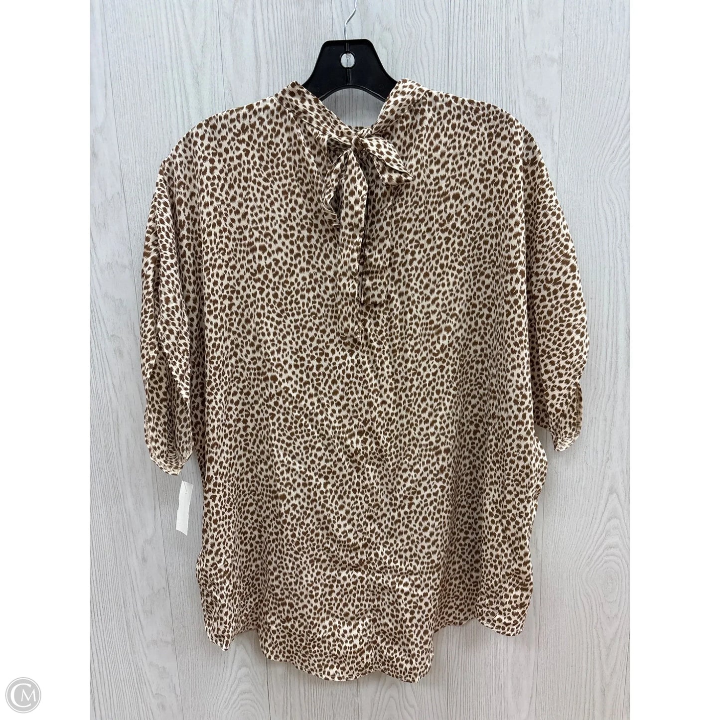 Top Short Sleeve By Shein In Animal Print, Size: M